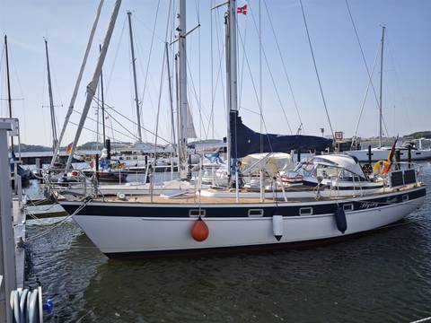 HR 382  47