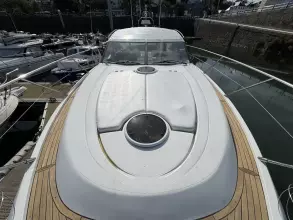 2011 Princess V42 10