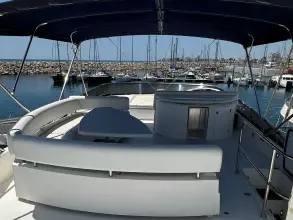 1 - Flybridge