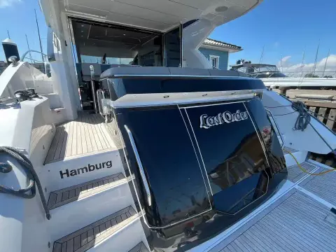 14 - Bathing Platform