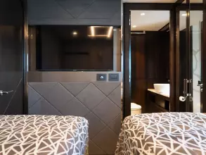 43 - Twin Cabin