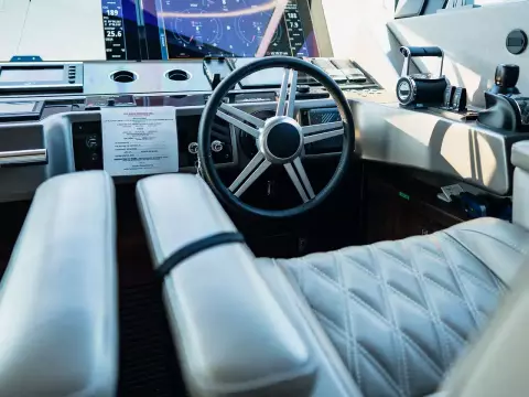 30 - Helm