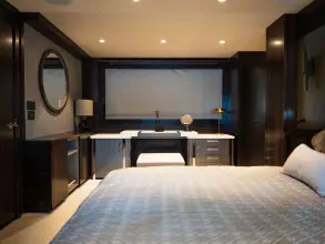 34 - Master Cabin