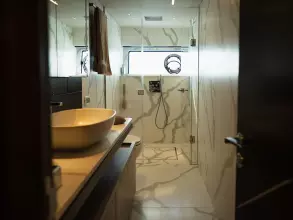 36 - Master En Suite