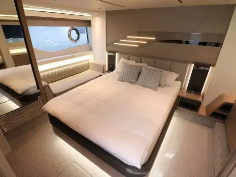17 - Master Cabin