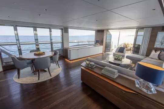 Princess X95 For Sale - Opening doors