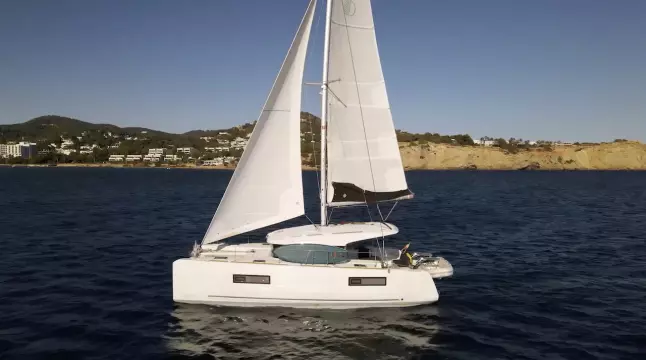 LAGOON 40