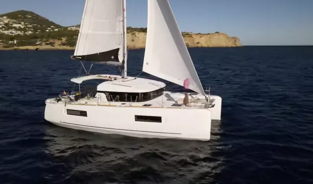LAGOON 40
