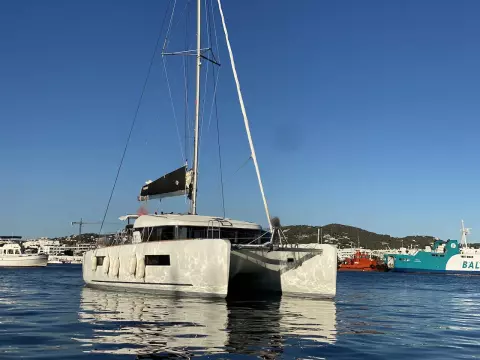 LAGOON 40
