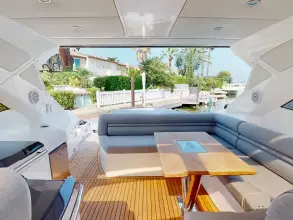 9 - Cockpit
