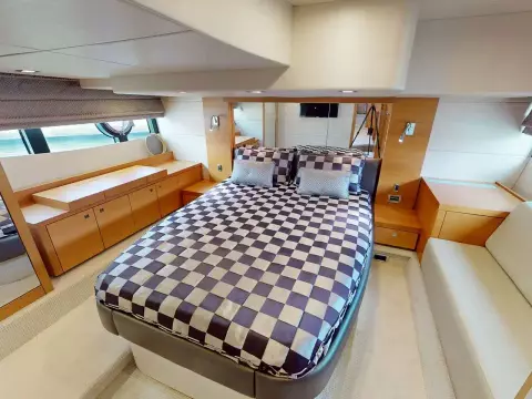 16 - Master Cabin