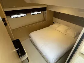 15 - Double Cabin