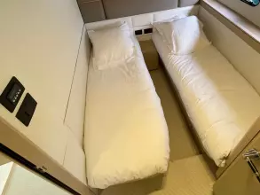 17 - Twin Cabin