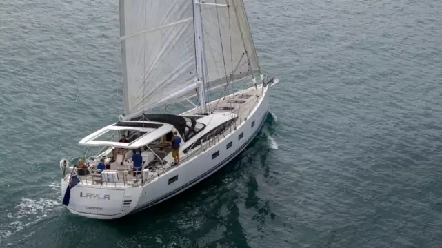 jeanneau-64-layla-25