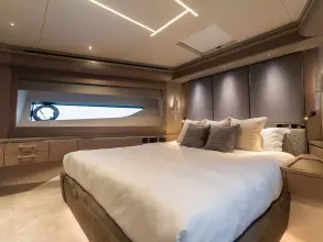 41 - VIP Cabin