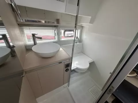 2022 Jeanneau NC33 23