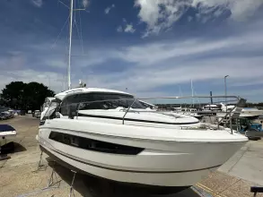 2022 Jeanneau NC33 4