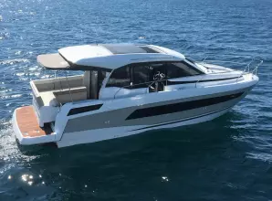 2022 Jeanneau NC33 10