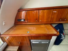 13 - Saloon