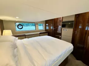 27 - Master Cabin