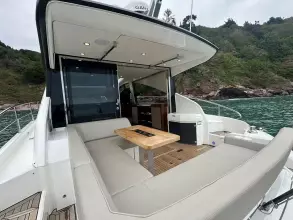 9 - Aft Cockpit