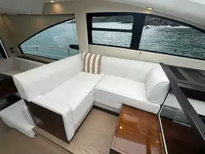 19 - Saloon