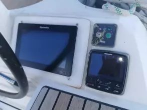 Cockpit navigation instruments on a 2013 Jeanneau Sun Odyssey 469 sailboat.