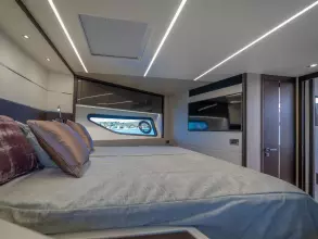 37 - VIP Cabin