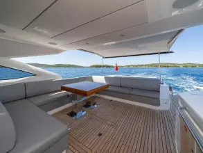 14 - Aft Cockpit