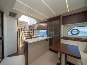 27 - Dining