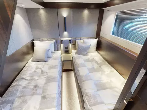 23 - Twin Guest Cabin