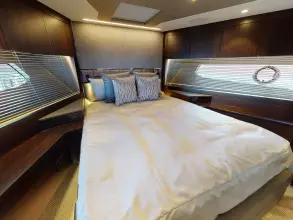 20 - VIP Cabin