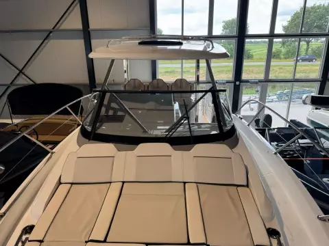 Jeanneau Cap Camarat 10.5 WA S2 op voorraad 14