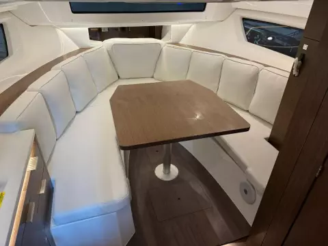 Jeanneau Cap Camarat 10.5 WA S2 op voorraad 21