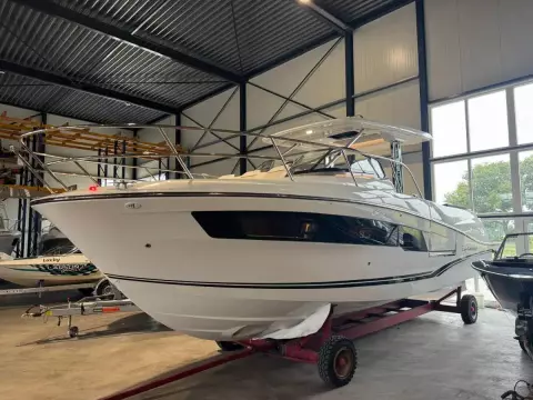 Jeanneau Cap Camarat 10.5 WA S2 op voorraad 4