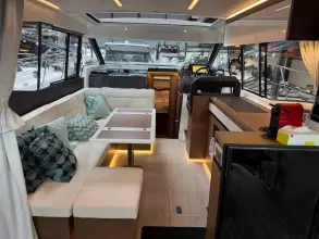 JEANNEAU NC37 met slechts 87 uur! 10