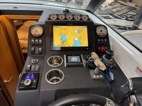 JEANNEAU NC37 met slechts 87 uur! 15