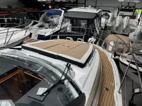 JEANNEAU NC37 met slechts 87 uur! 6