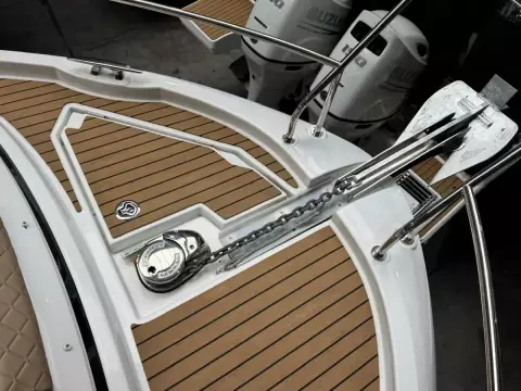 JEANNEAU NC37 met slechts 87 uur! 9