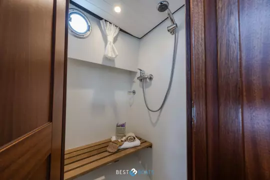 Linssen Classic Sturdy 32 AC 31