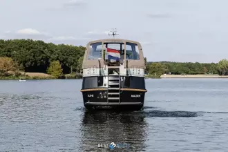 Linssen Grand Sturdy 380 AC 2
