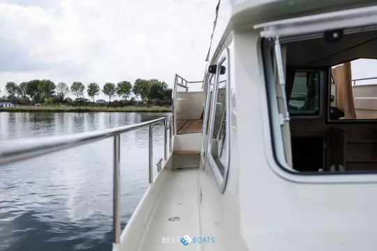 Linssen Grand Sturdy 35.0 AC 9