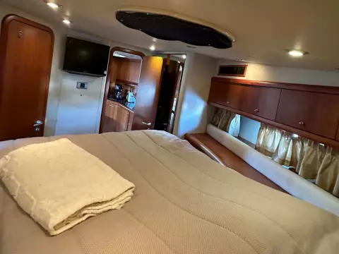 19 - Master Cabin