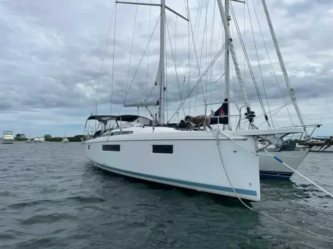 2020 Sun Odyssey 410
