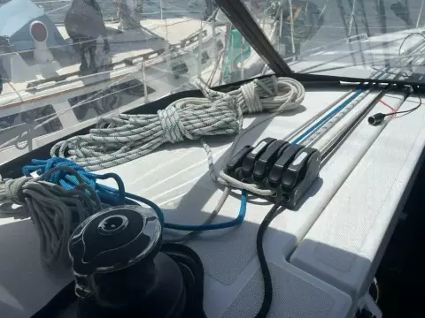 2020 Sun Odyssey 410
