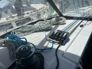 2020 Sun Odyssey 410