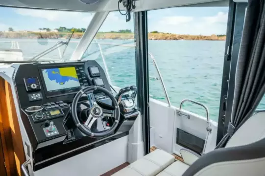2026 BENETEAU Antares 11