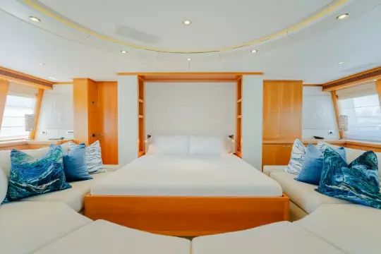 Skylounge murphy bed