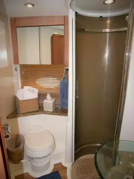 Guest Head And Shower