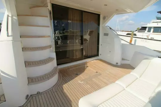 Aft Deck And Entry